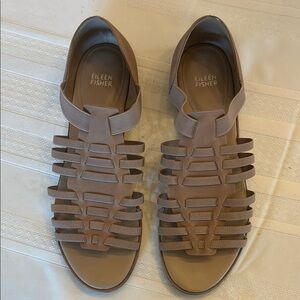 Eileen Fisher Rato Tan Beige Strappy low heel flat sandals shoes comfy Gladiator